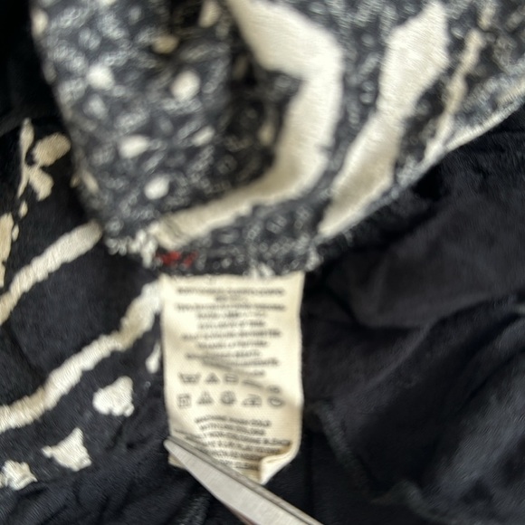 Free People Ruffle Hem Flowy Tank, XS - Picture 9 of 9